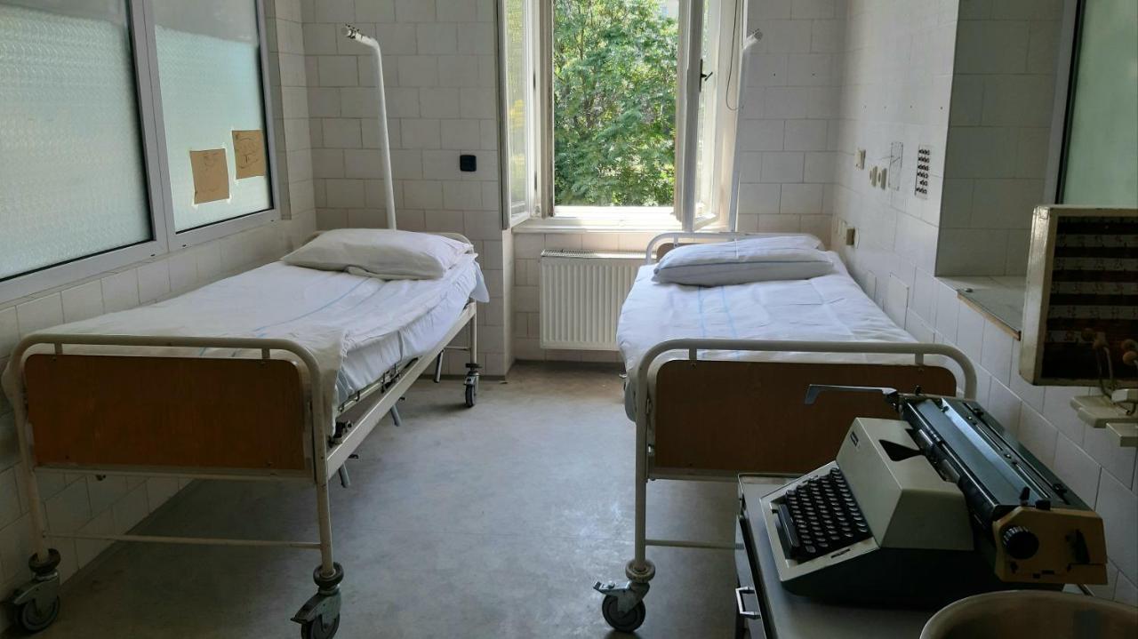 Хостел Franz Kafka Spital Брно Екстер'єр фото