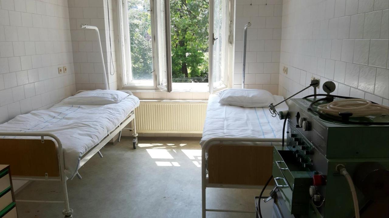 Хостел Franz Kafka Spital Брно Екстер'єр фото