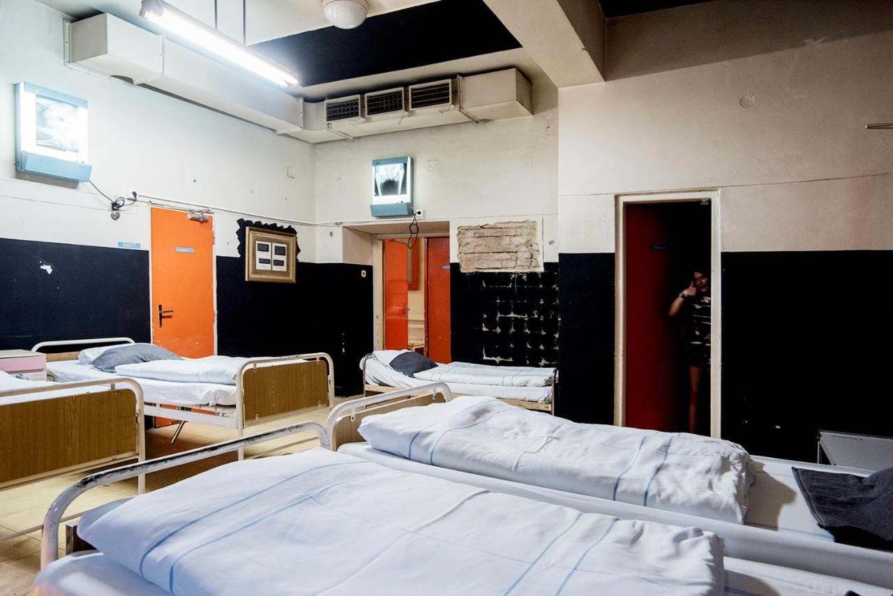 Хостел Franz Kafka Spital Брно Екстер'єр фото