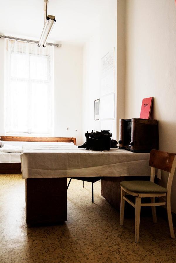 Хостел Franz Kafka Spital Брно Екстер'єр фото